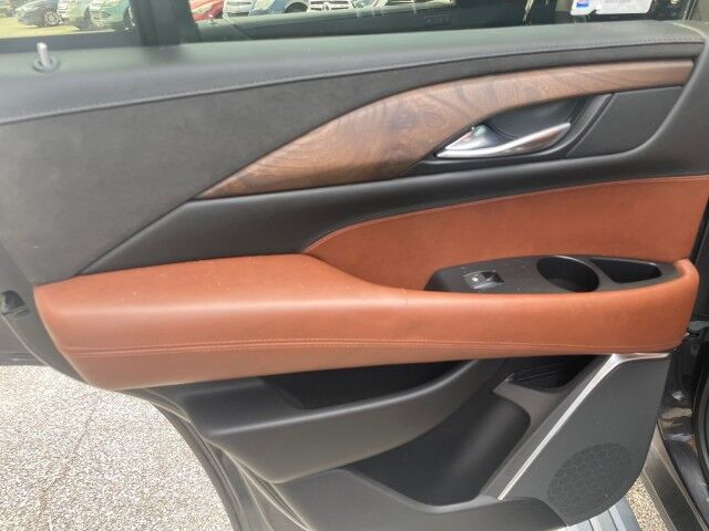 2018 Cadillac Escalade Premium Luxury Cleveland OH