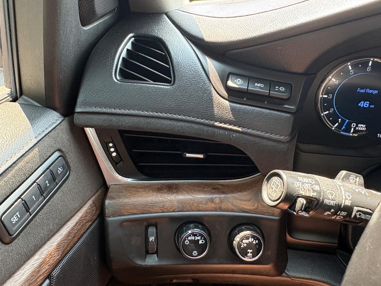 2018 Cadillac Escalade Premium Luxury, POWER LIFTGATE, HEADS-UP DISPLAY, 360 BACKUP CAMERA, SUNROOF, POWER 3RD ROW, RUNNING BOARDS, BLIND SPOT, LANE KEEP ASSIST, HEATED & A/C SEATS, APPLE CARPLAY/ANDROID AUTO, DVD ENTERTAINMENT, LOW MILES, RIDE IN LUXURY! Virginia Beach VA