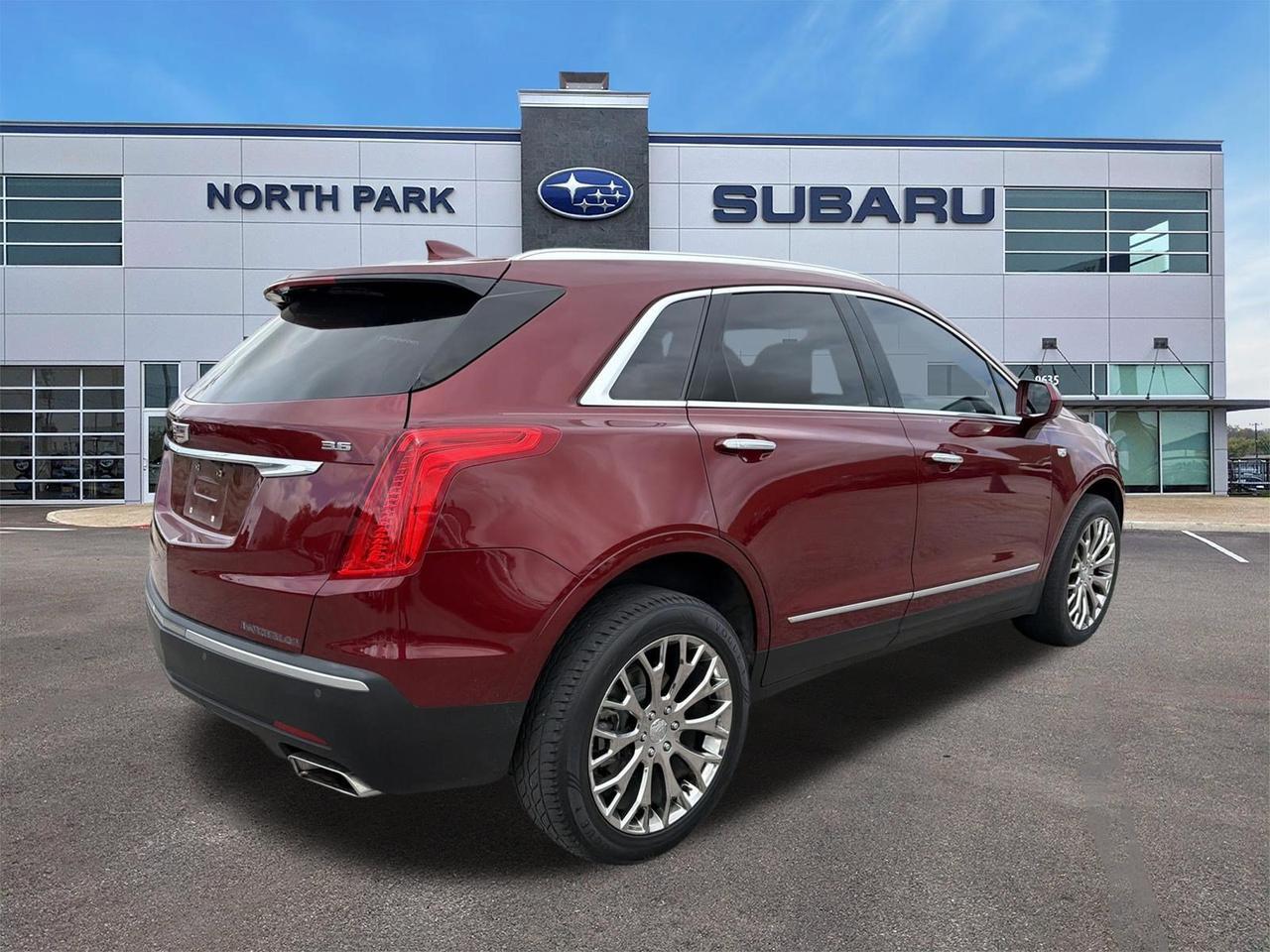2018 Cadillac XT5 Luxury FWD
