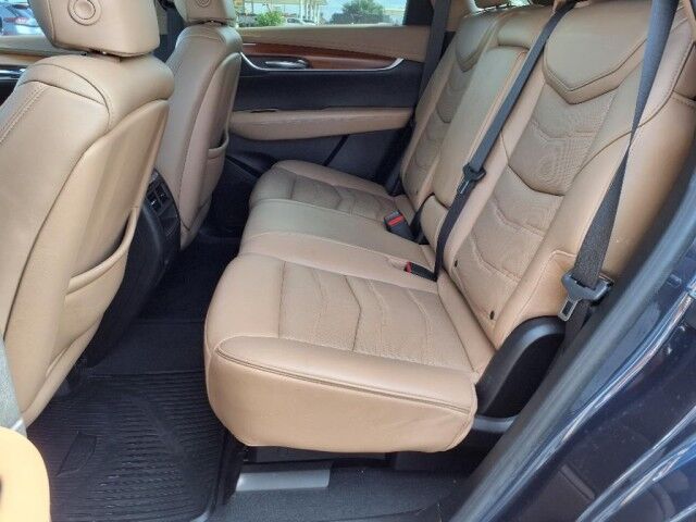 2018 Cadillac XT5 Platinum AWD  TX