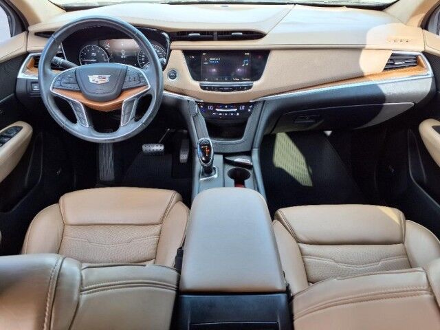 2018 Cadillac XT5 Platinum AWD  TX