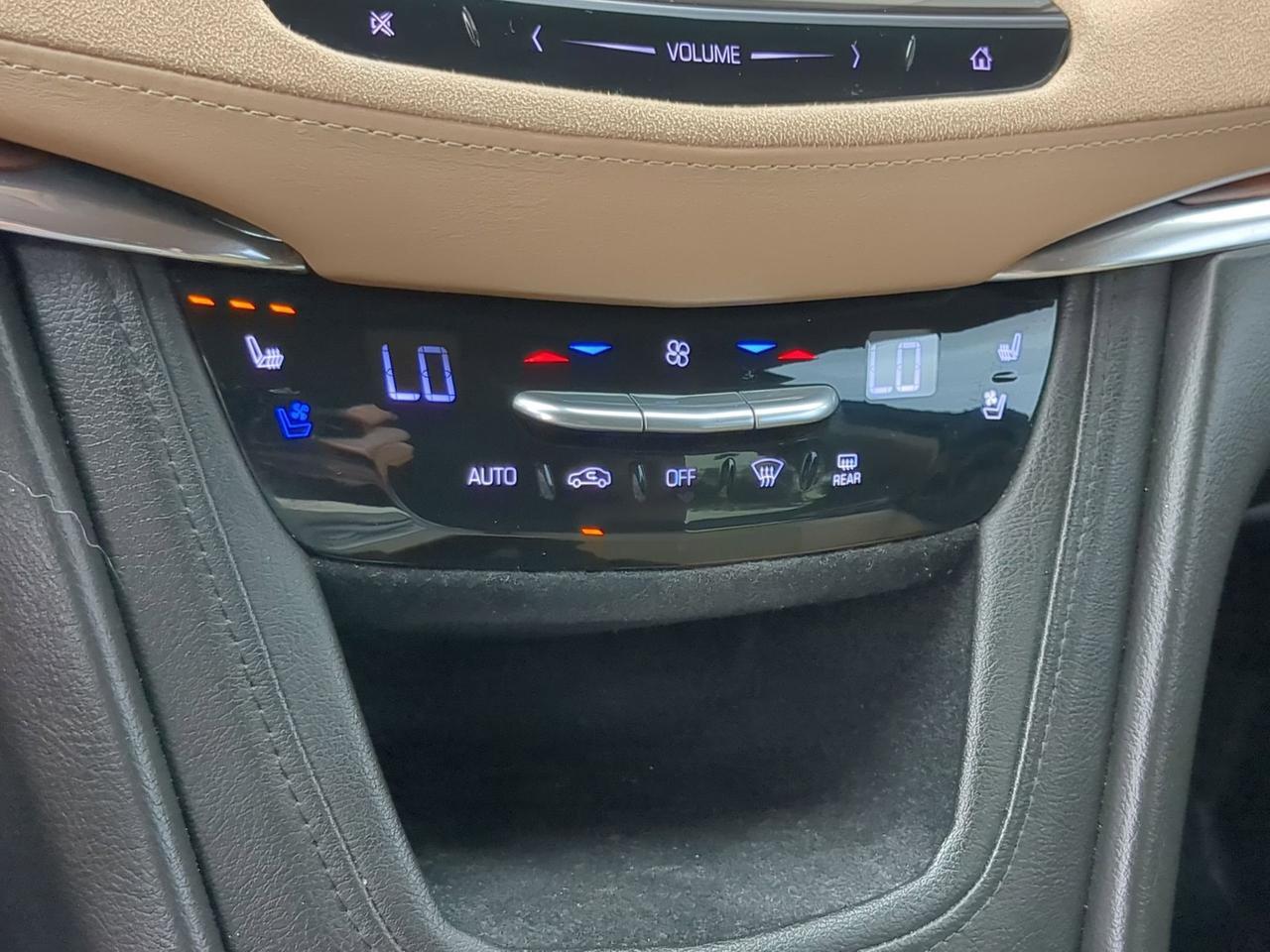 2018 Cadillac XT5 Platinum AWD