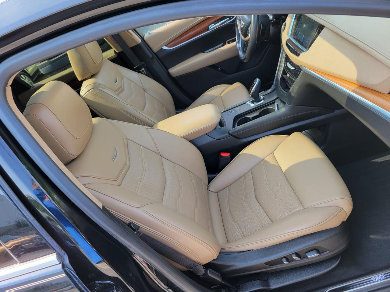2018 Cadillac XT5 Platinum Charlton MA