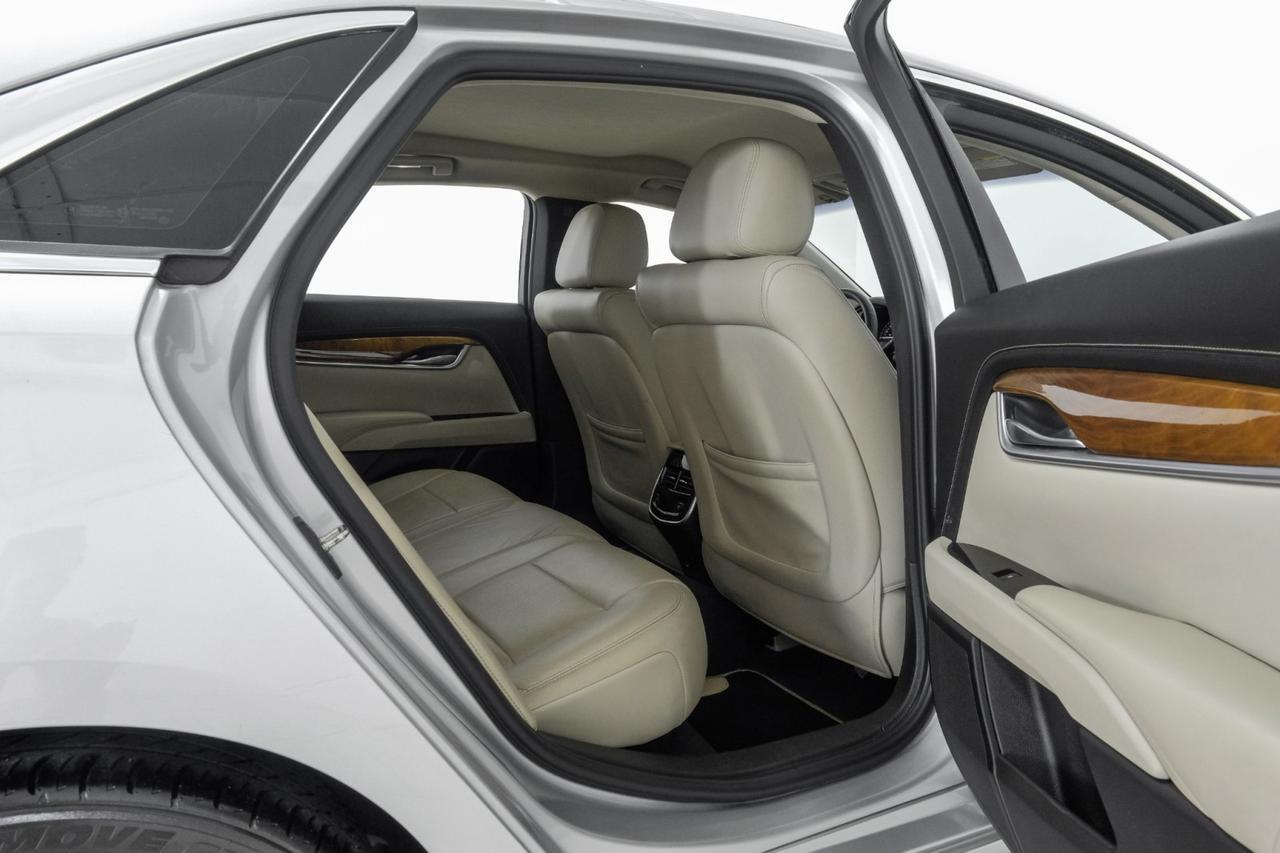 2018 Cadillac XTS LUXURY NAVIGATION AUTO PARKING ASSIST LEATHER HEATED AND COOLED SEATS REAR CAMERA Carrollton TX