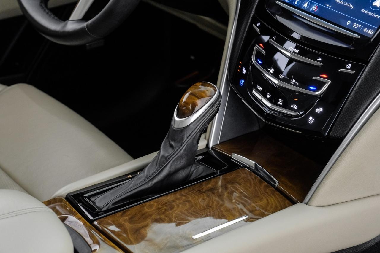 2018 Cadillac XTS LUXURY NAVIGATION AUTO PARKING ASSIST LEATHER HEATED AND COOLED SEATS REAR CAMERA Carrollton TX