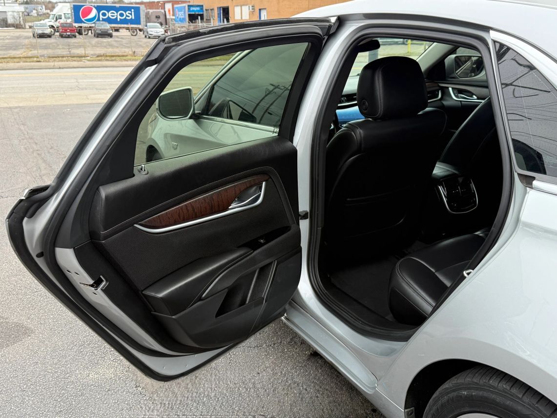 2018 Cadillac XTS Luxury Sedan 4D Cincinnati OH