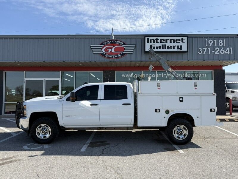2018 Chevrolet 2500HD 4x4 Diesel Utility w/ Crane Work Truck Collinsville OK