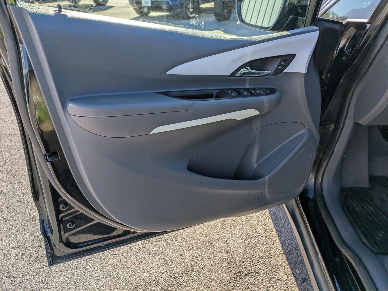 2018 Chevrolet Bolt EV LT Castroville TX