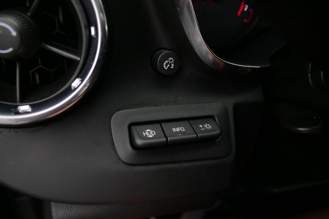 2018 Chevrolet Camaro 2SS / Manual / 1LE Suspension Handling PKG / 6.2L V8! Lincolnton NC