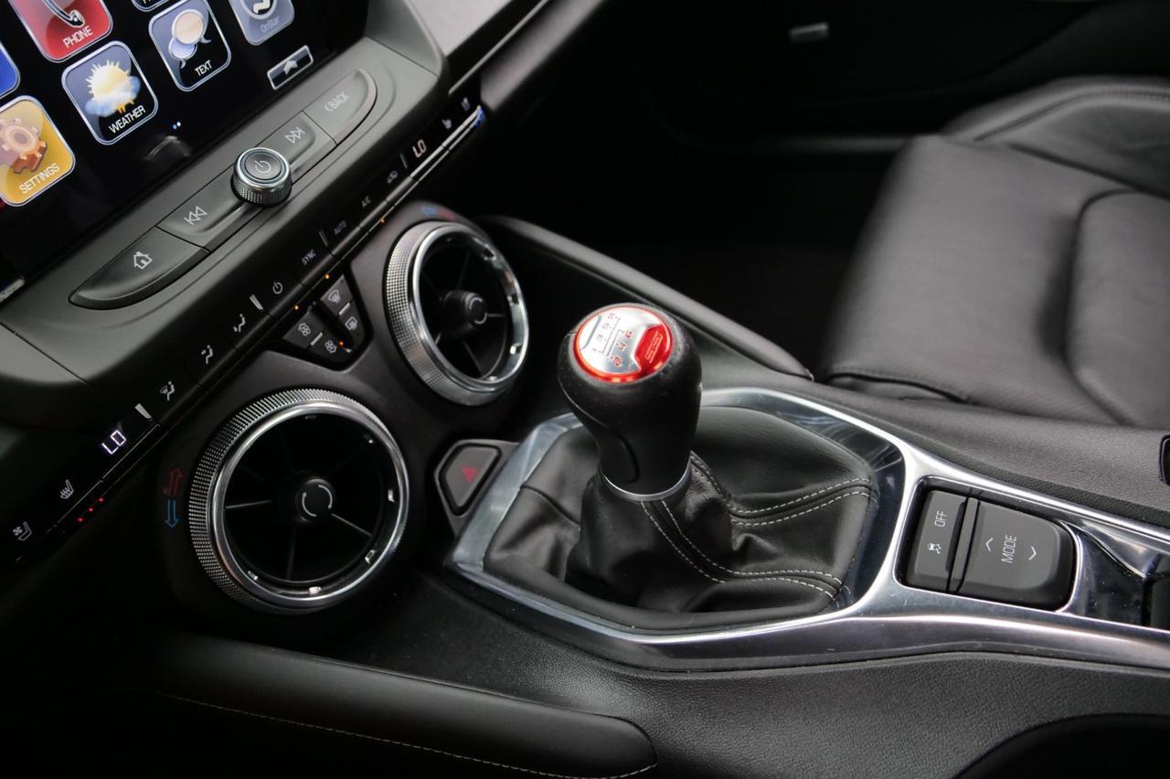 2018 Chevrolet Camaro 2SS / Manual / 1LE Suspension Handling PKG / 6.2L V8! Lincolnton NC