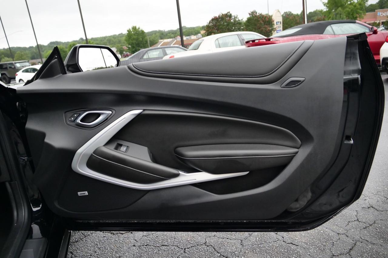 2018 Chevrolet Camaro 2SS / Manual / 1LE Suspension Handling PKG / 6.2L V8! Lincolnton NC