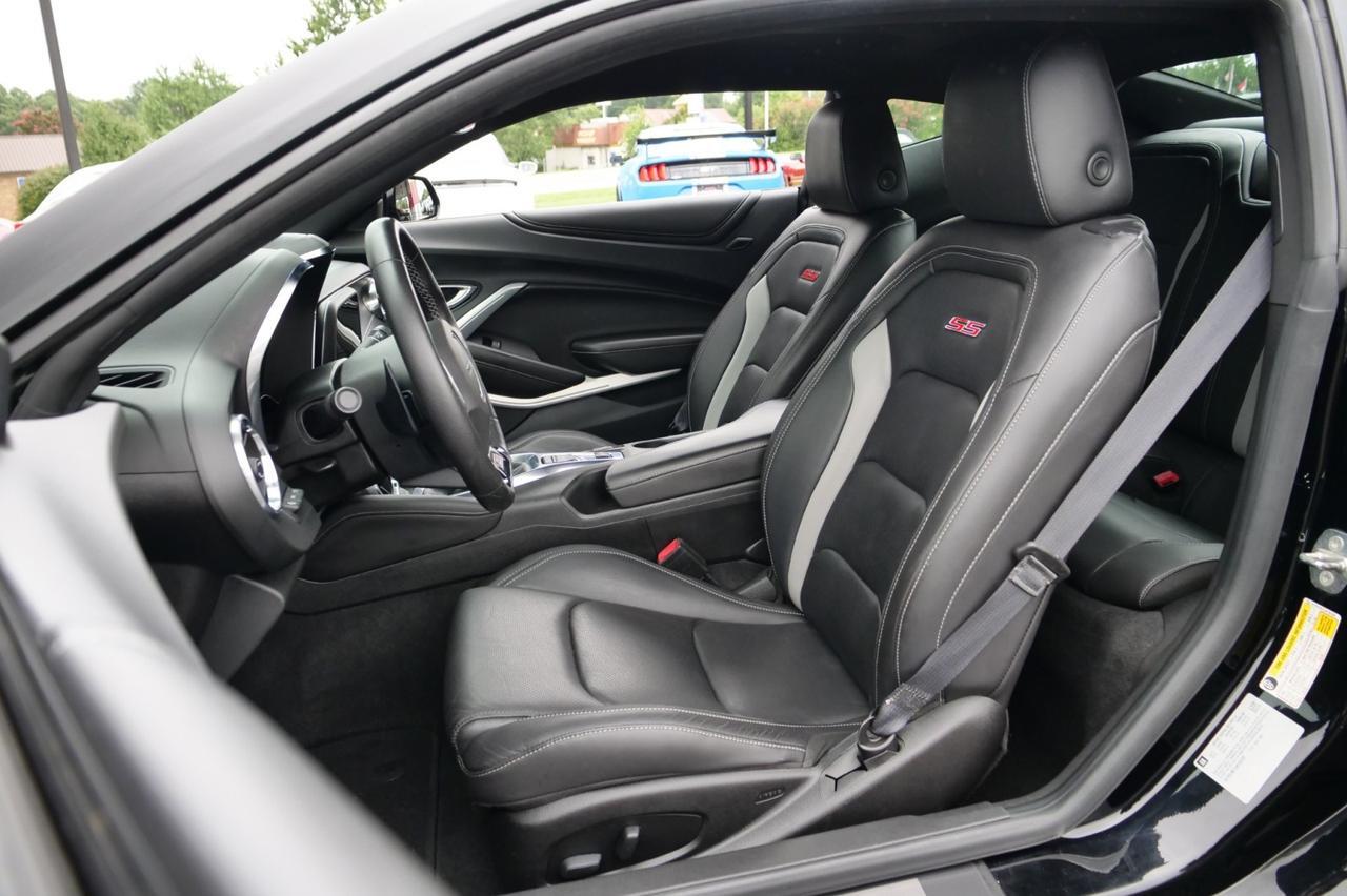 2018 Chevrolet Camaro 2SS / Manual / 1LE Suspension Handling PKG / 6.2L V8! Lincolnton NC
