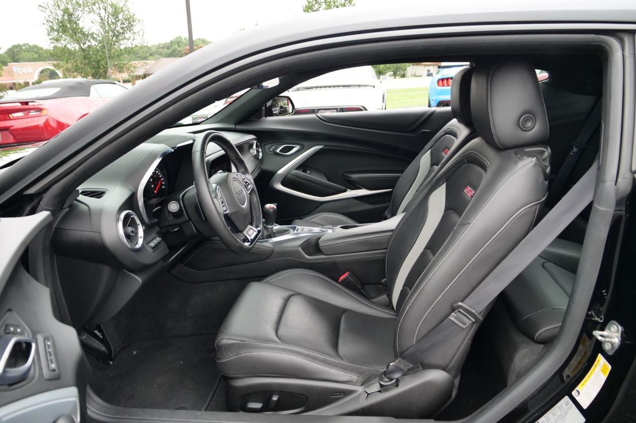 2018 Chevrolet Camaro 2SS / Manual / 1LE Suspension Handling PKG / 6.2L V8! Lincolnton NC