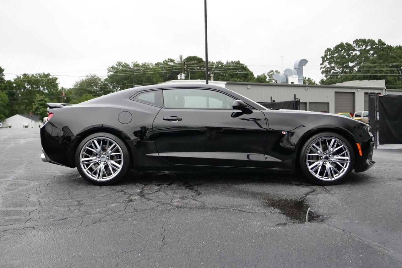 2018 Chevrolet Camaro 2SS / Manual / 1LE Suspension Handling PKG / 6.2L V8! Lincolnton NC