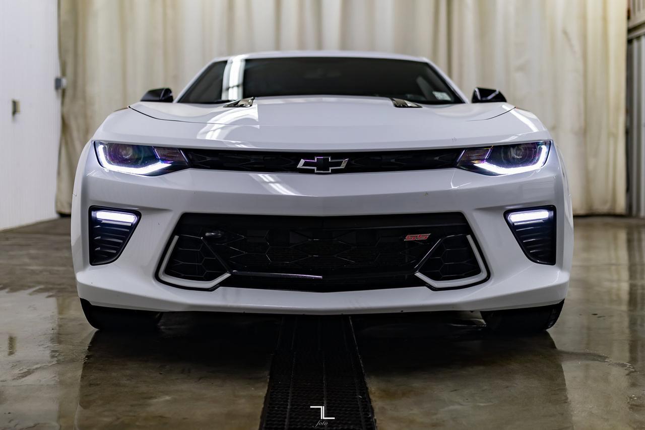 2018 Chevrolet Camaro 2SS Manual Leather Roof Nav BCam Red Deer AB