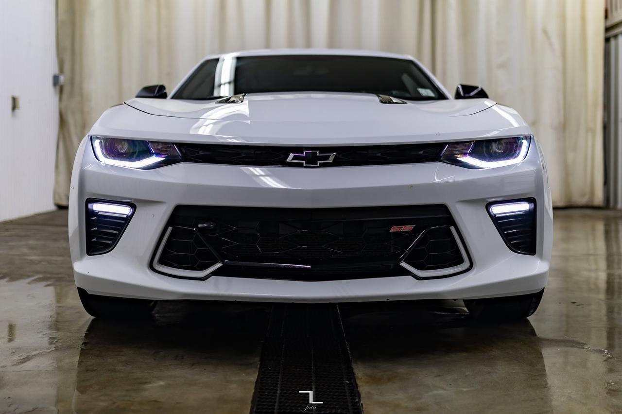 2018 Chevrolet Camaro 2SS Manual Leather Roof Nav BCam Red Deer AB