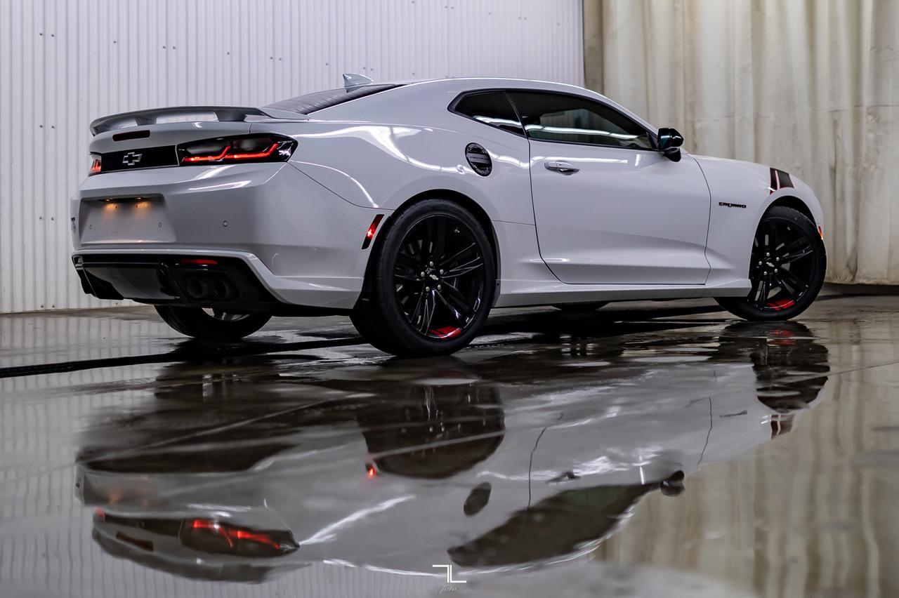 2018 Chevrolet Camaro 2SS Manual Leather Roof Nav BCam Red Deer AB