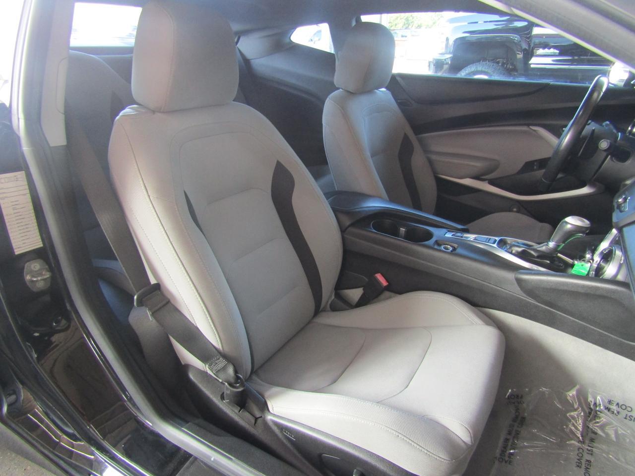 2018 Chevrolet Camaro 2dr Cpe 1LT Grand Prairie TX