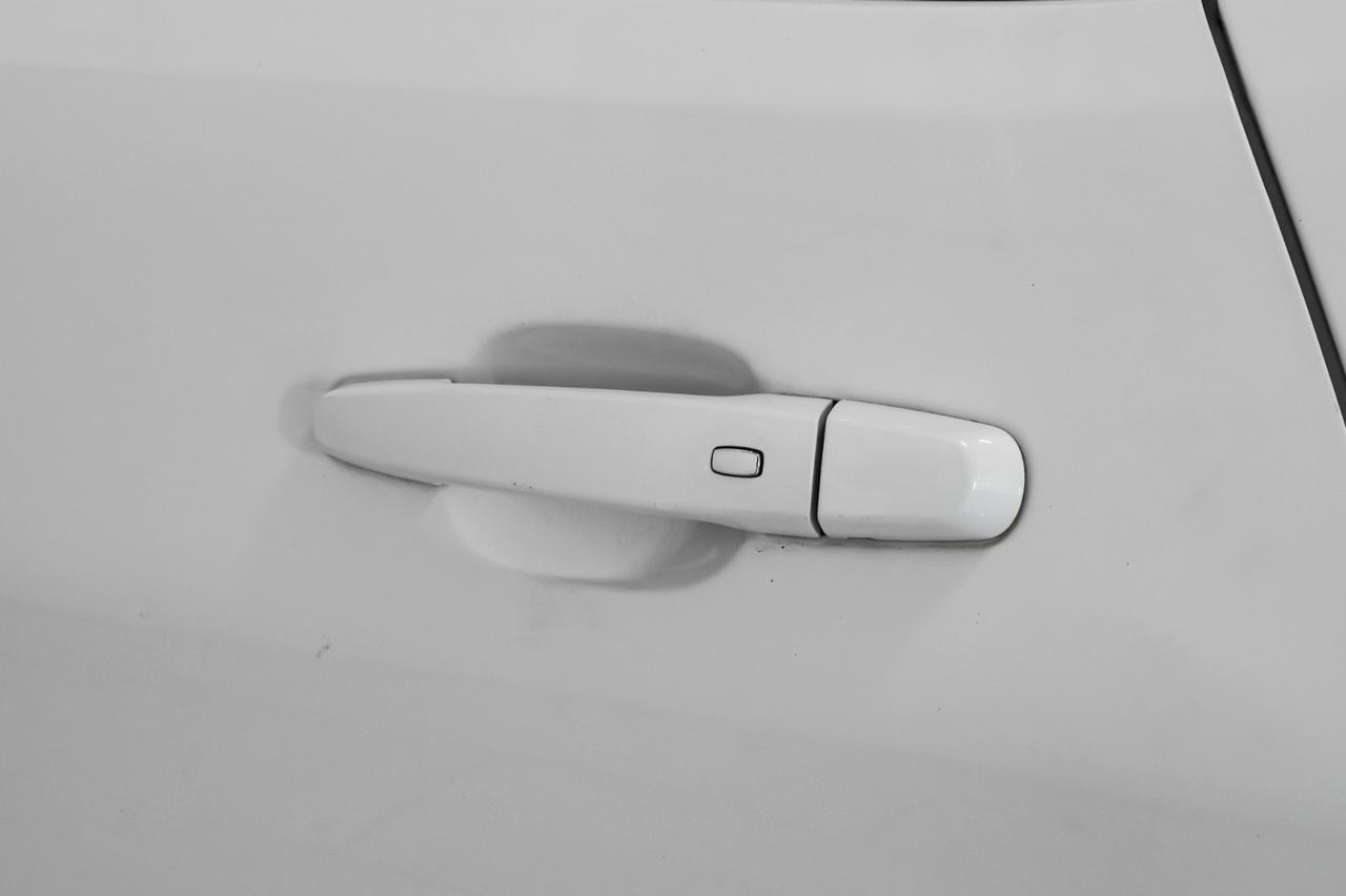 2018 Chevrolet Camaro LT AUTOMATIC RS PKG SUNROOF REAR CAMERA KEYLESS START BLUETOOTH Carrollton TX