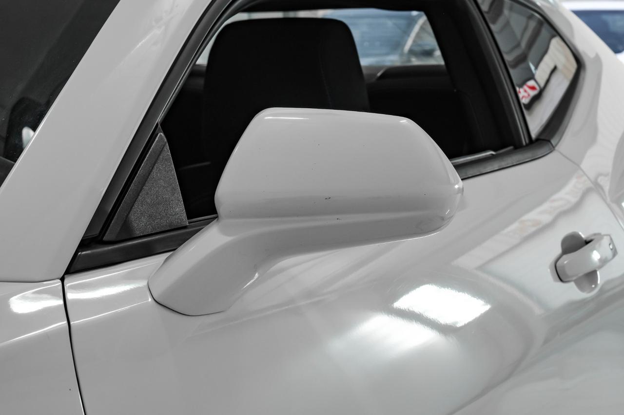 2018 Chevrolet Camaro LT AUTOMATIC RS PKG SUNROOF REAR CAMERA KEYLESS START BLUETOOTH Carrollton TX