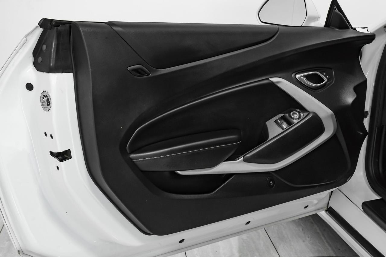 2018 Chevrolet Camaro LT AUTOMATIC RS PKG SUNROOF REAR CAMERA KEYLESS START BLUETOOTH Carrollton TX