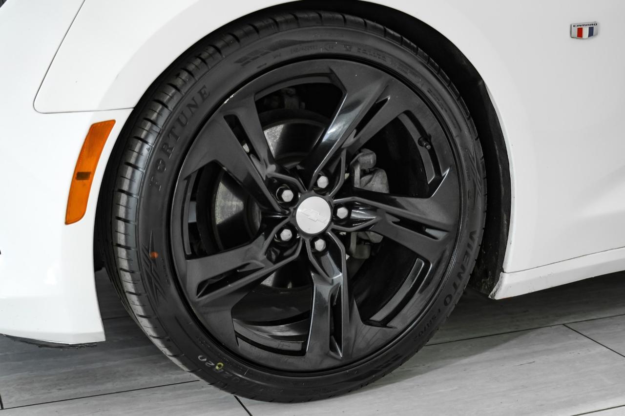 2018 Chevrolet Camaro LT AUTOMATIC RS PKG SUNROOF REAR CAMERA KEYLESS START BLUETOOTH Carrollton TX