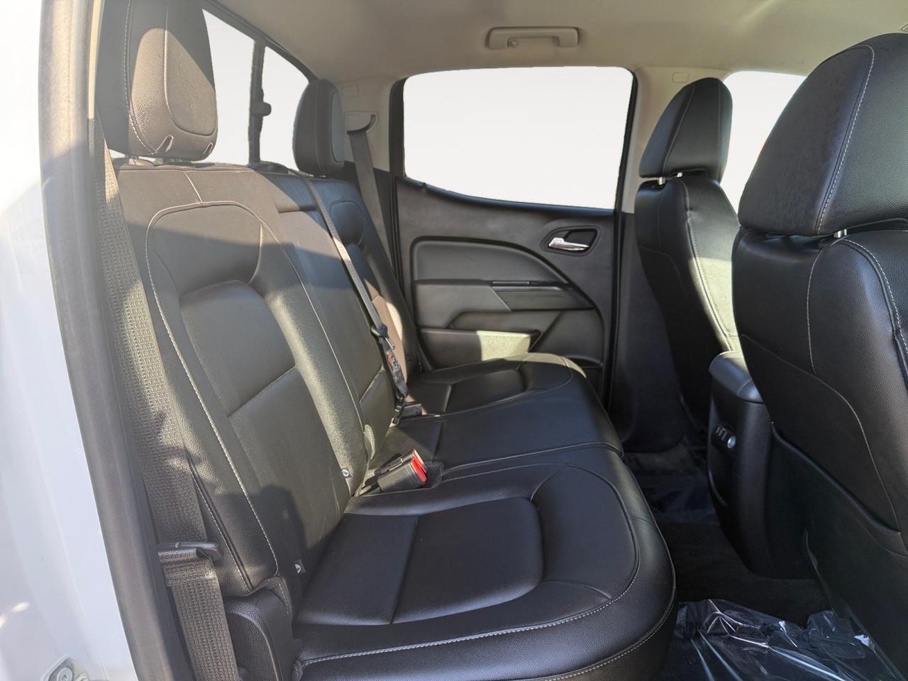 2018 Chevrolet Colorado 2WD Z71, HEATED SEATS, WIFI, BED LINER, RUNNING BOARDS, POWER MIRRORS, TOW HOOKS, REAR BUMPER STEP, REAR SLIDING WINDOW, BLUETOOTH, BACKUP CAMERA, MAKE THIS CHEVROLET COLORADO YOURS TODAY! Norfolk VA