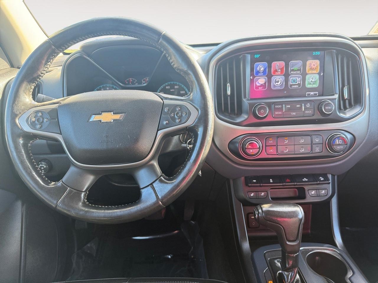 2018 Chevrolet Colorado 2WD Z71, HEATED SEATS, WIFI, BED LINER, RUNNING BOARDS, POWER MIRRORS, TOW HOOKS, REAR BUMPER STEP, REAR SLIDING WINDOW, BLUETOOTH, BACKUP CAMERA, MAKE THIS CHEVROLET COLORADO YOURS TODAY!