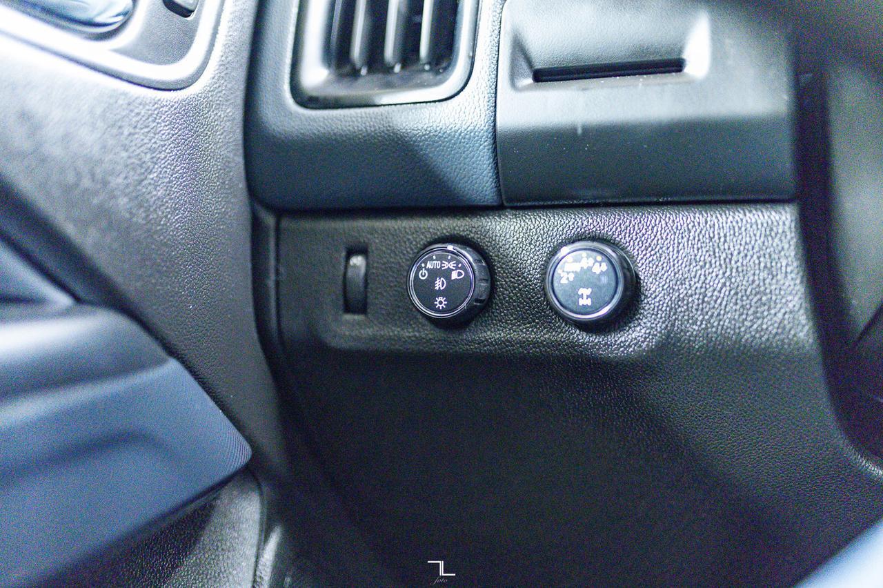 2018 Chevrolet Colorado 4x4 Crew Cab Z71 Leather Nav BCam Red Deer AB