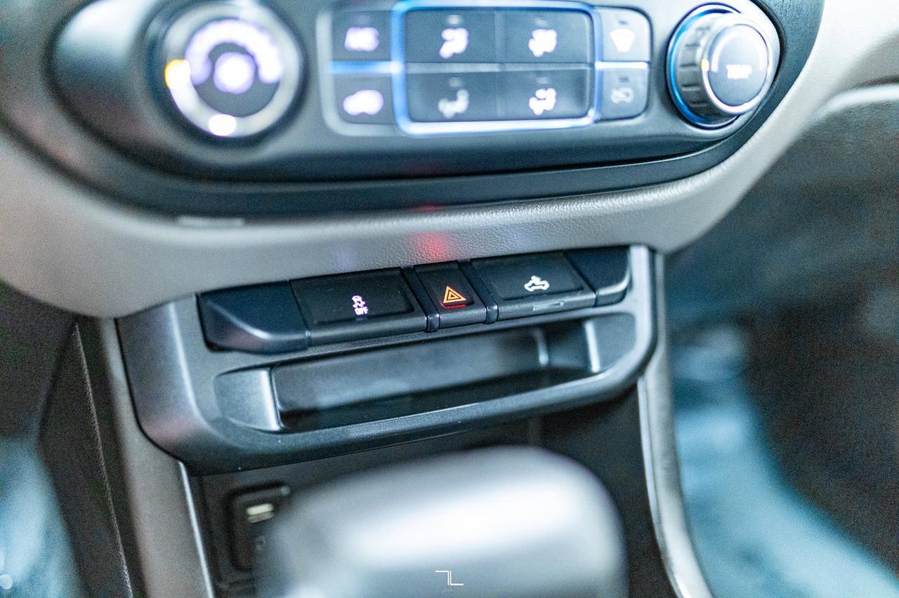 2018 Chevrolet Colorado 4x4 Ext Cab WT BCam Red Deer AB