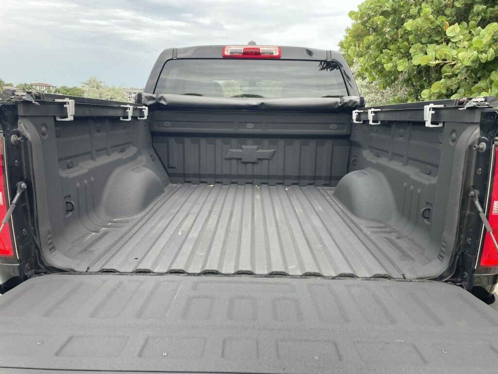 2018 Chevrolet Colorado ALLOY WHEELS~RUNNING BOARDS~BED LINER~TONNEUA COVER~ONLIUNE FINANCE AND SHIPPING AVAILABLE!!!!! Sarasota FL