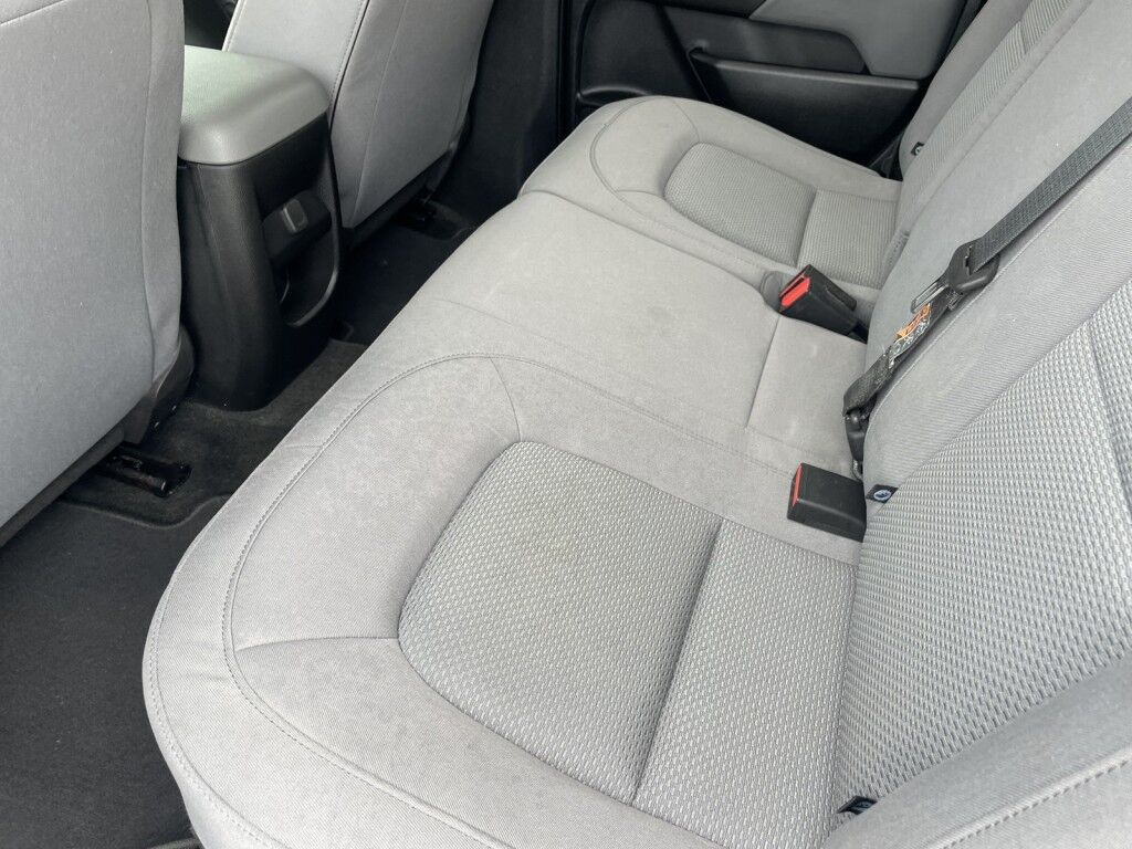 2018 Chevrolet Colorado ALLOY WHEELS~RUNNING BOARDS~BED LINER~TONNEUA COVER~ONLIUNE FINANCE AND SHIPPING AVAILABLE!!!!! Sarasota FL