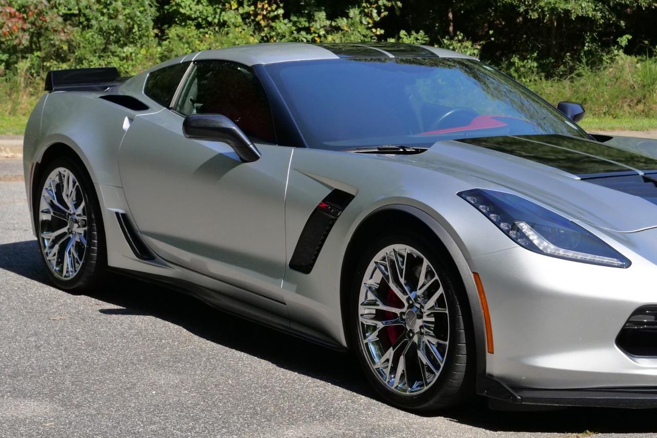 2018 Chevrolet Corvette Z06 3LZ / Carbon Ground Effects / Kooks Headers! Lincolnton NC