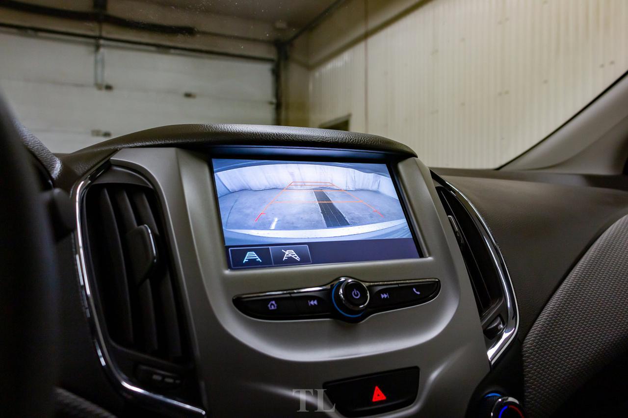 2018 Chevrolet Cruze LS BCam Red Deer AB