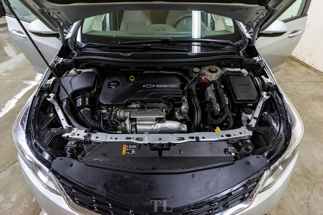 2018 Chevrolet Cruze LS BCam Red Deer AB