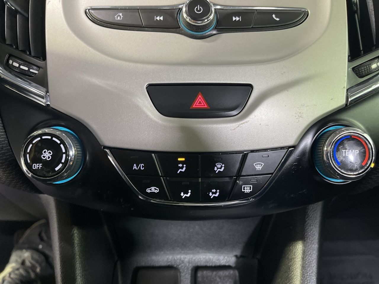 2018 Chevrolet Cruze LS Columbia SC