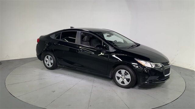 2018 Chevrolet Cruze LS