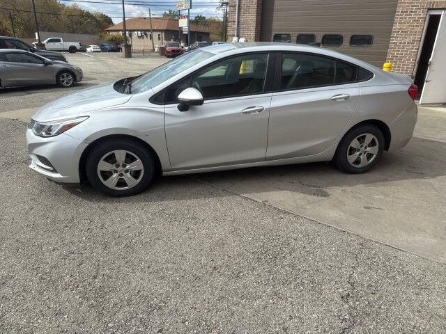 2018 Chevrolet Cruze LS