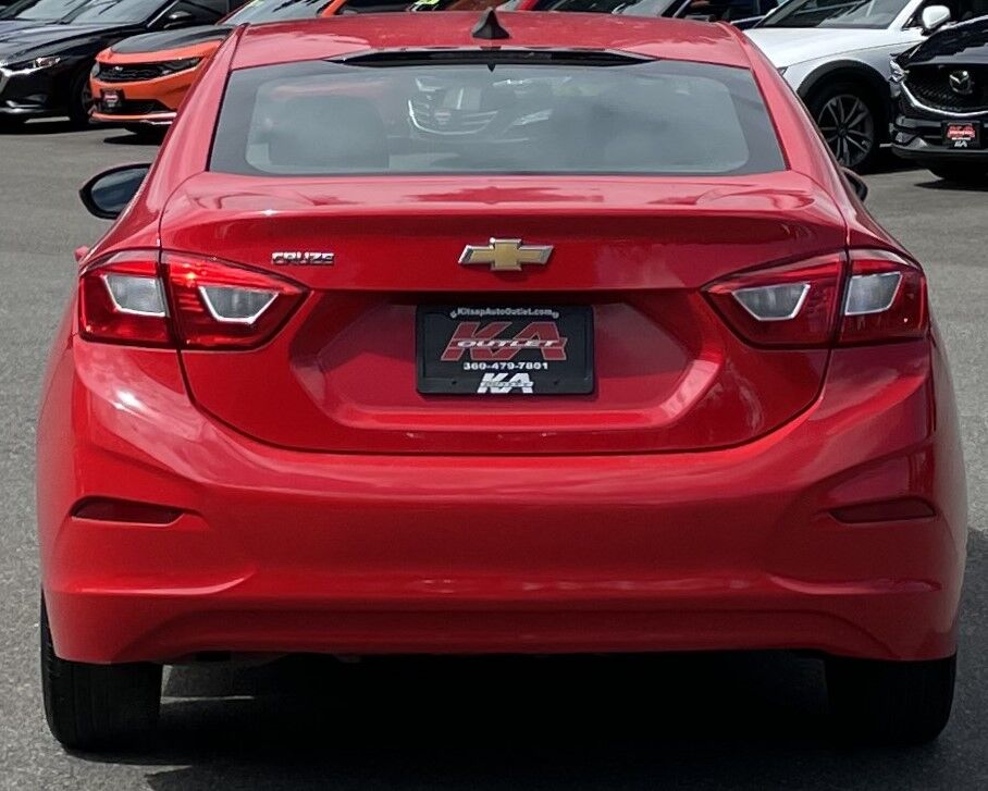 2018 Chevrolet Cruze LS Sedan 4D Port Orchard WA