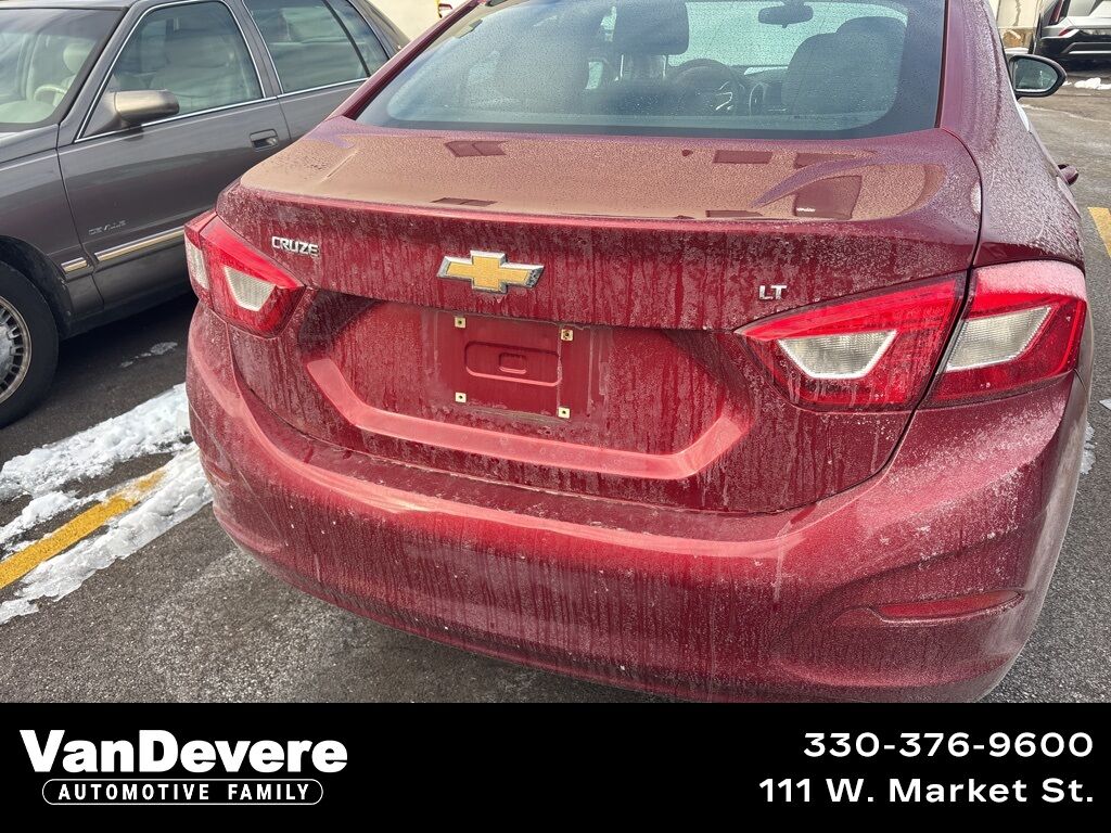 Used 2018 Chevrolet Cruze LT FWD
