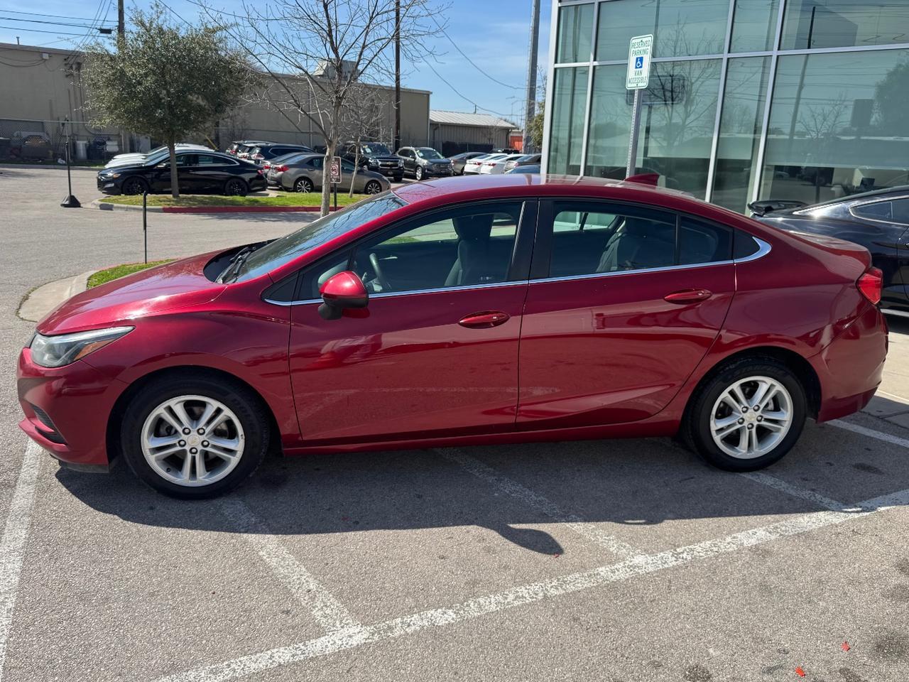 2018 Chevrolet Cruze LT Auto