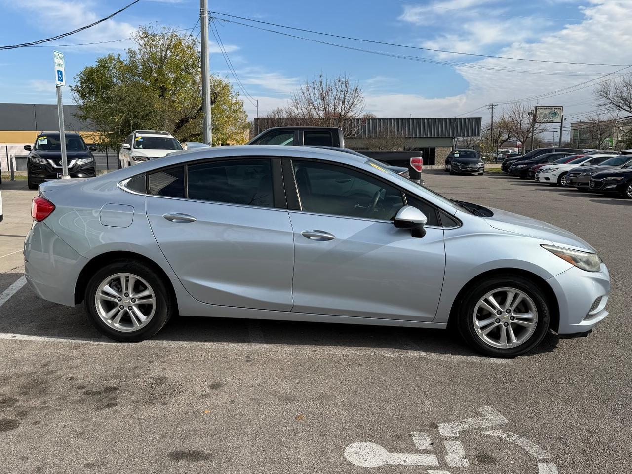 2018 Chevrolet Cruze LT Auto