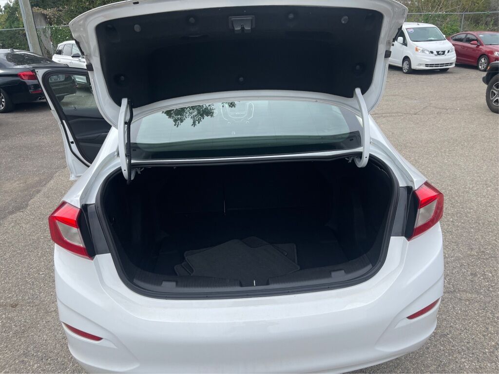 2018 Chevrolet Cruze LT Auto Redford MI