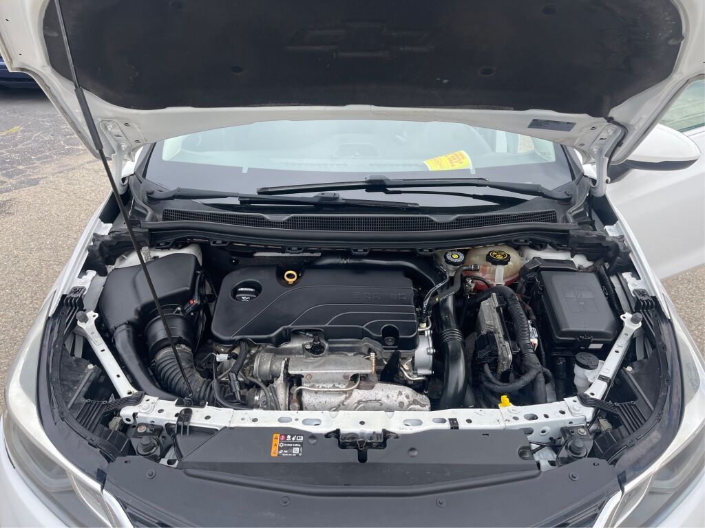 2018 Chevrolet Cruze LT Auto Redford MI
