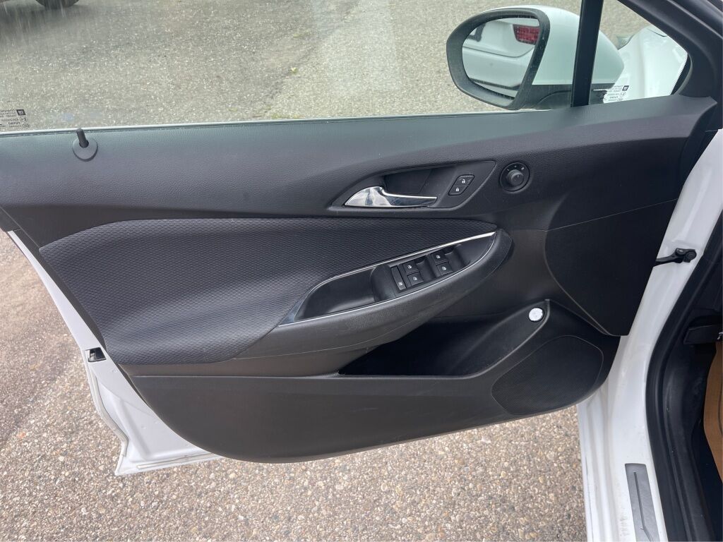 2018 Chevrolet Cruze LT Auto Redford MI