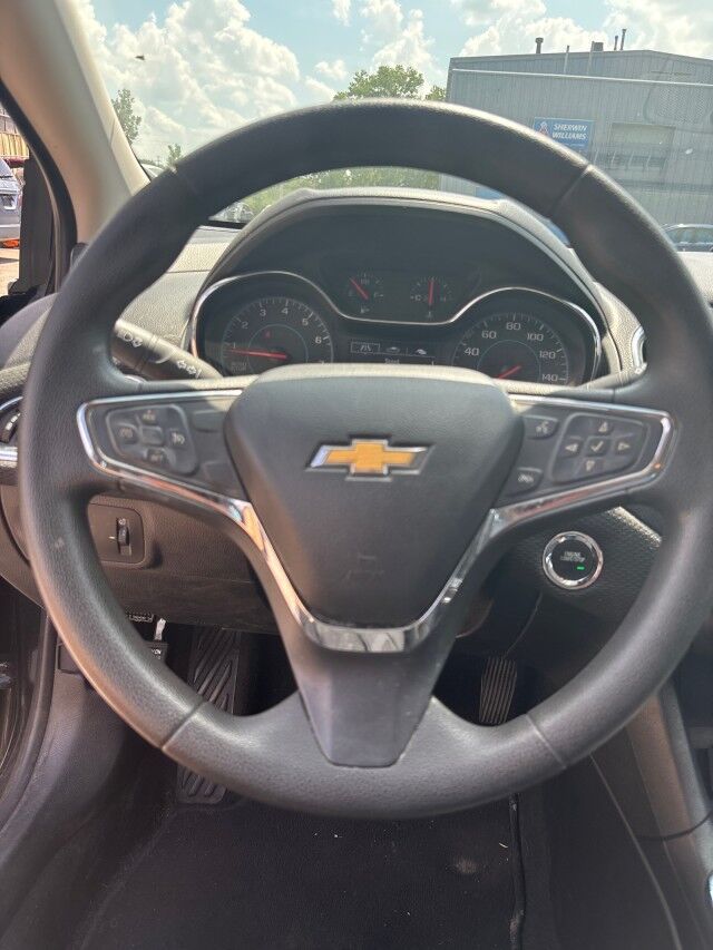 2018 Chevrolet Cruze LT Cleveland OH