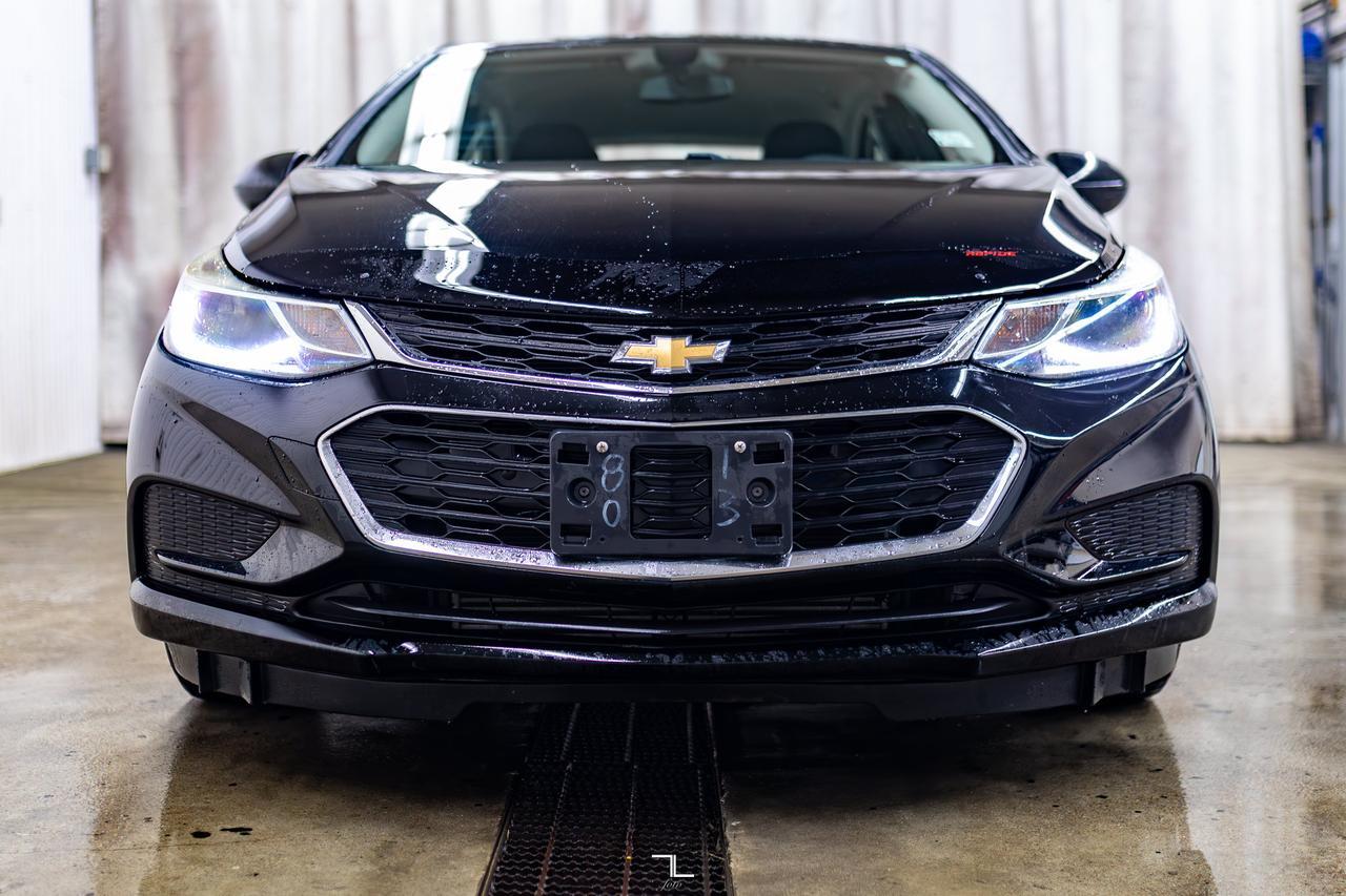 2018 Chevrolet Cruze LT Hatchback BCam HSeat Red Deer AB
