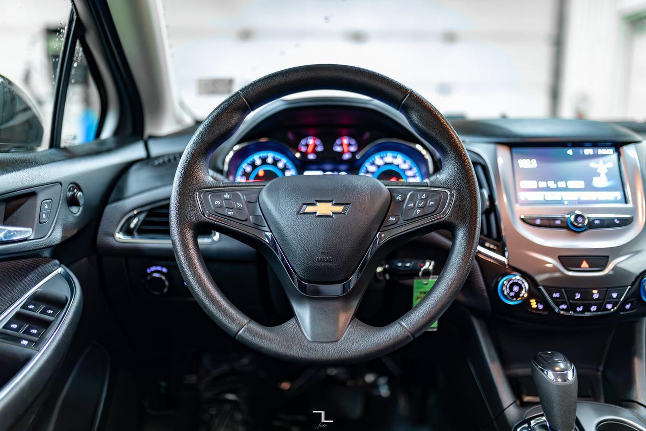 2018 Chevrolet Cruze LT Hatchback BCam HSeat Red Deer AB