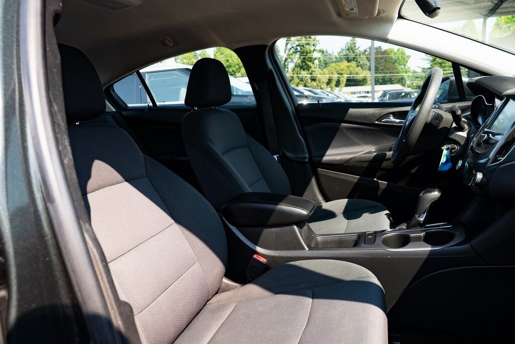 2018 Chevrolet Cruze LT Milwaukie OR