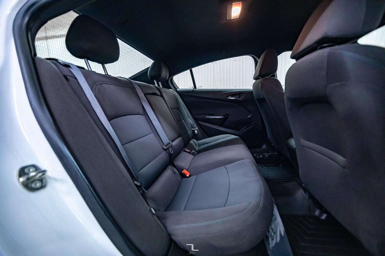 2018 Chevrolet Cruze LT RS BCam Red Deer AB